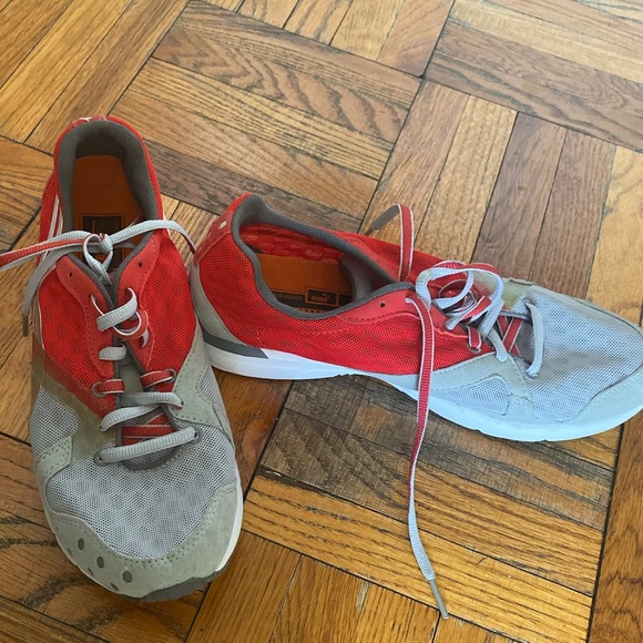 PUMA RED GREY Sneakers 10 CHIC GORG GR8UC UNIQUE - Picture 2 of 8